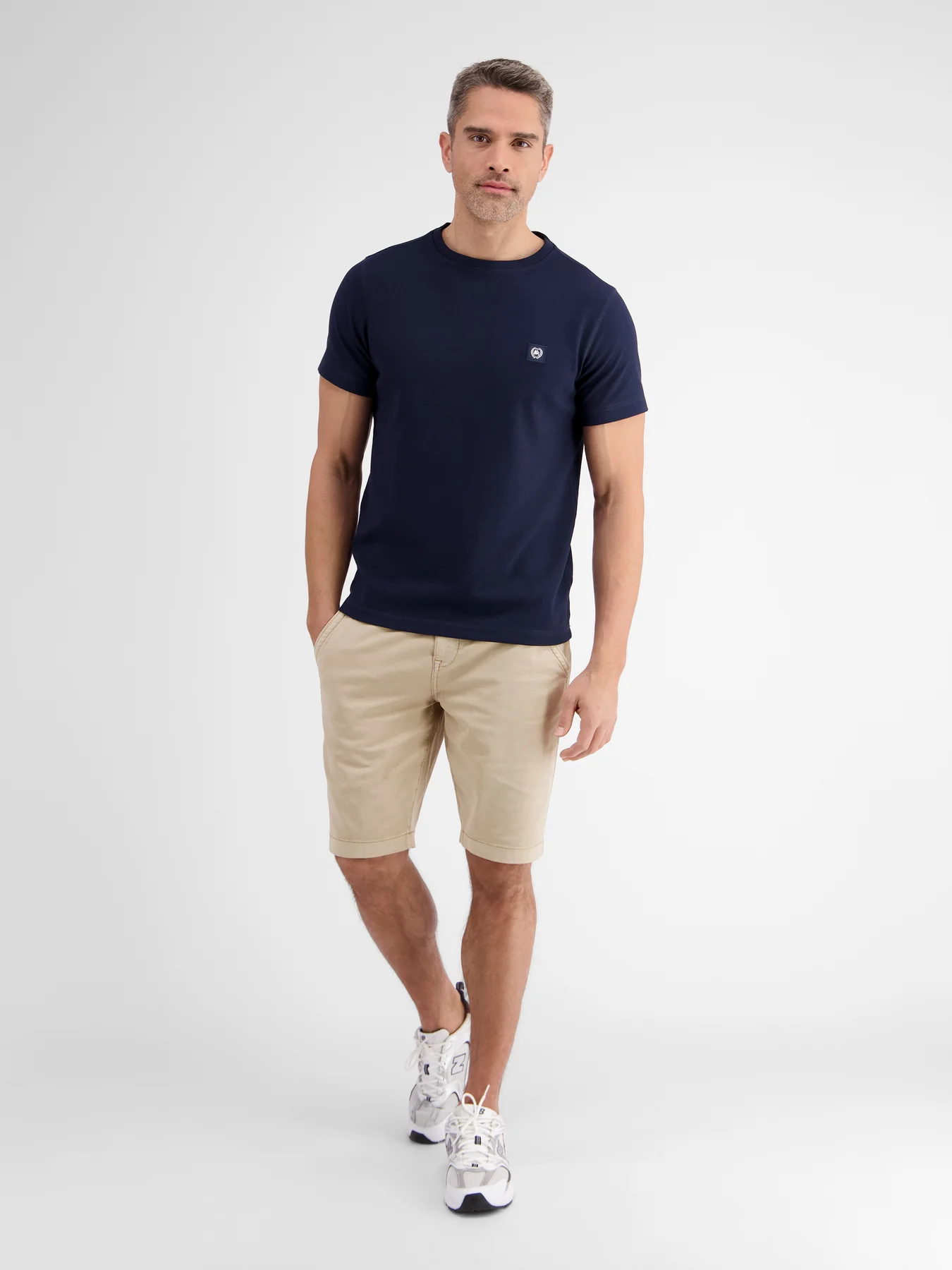 Lerros 2439213 T12 Hose Kurz (705 Light Dune Beig)