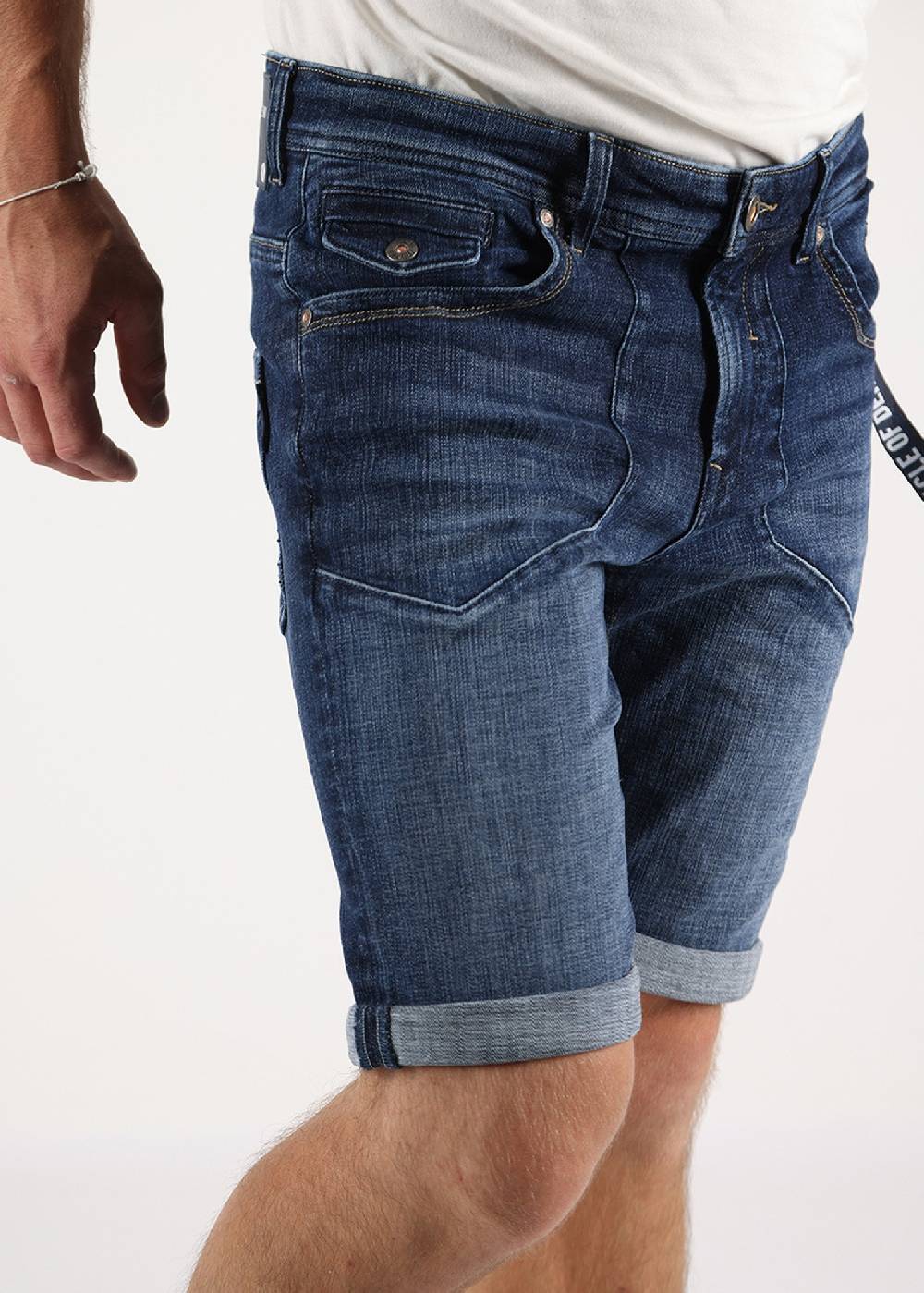 M.O.D JASON SHORT - (2841 Rabbit Blue)