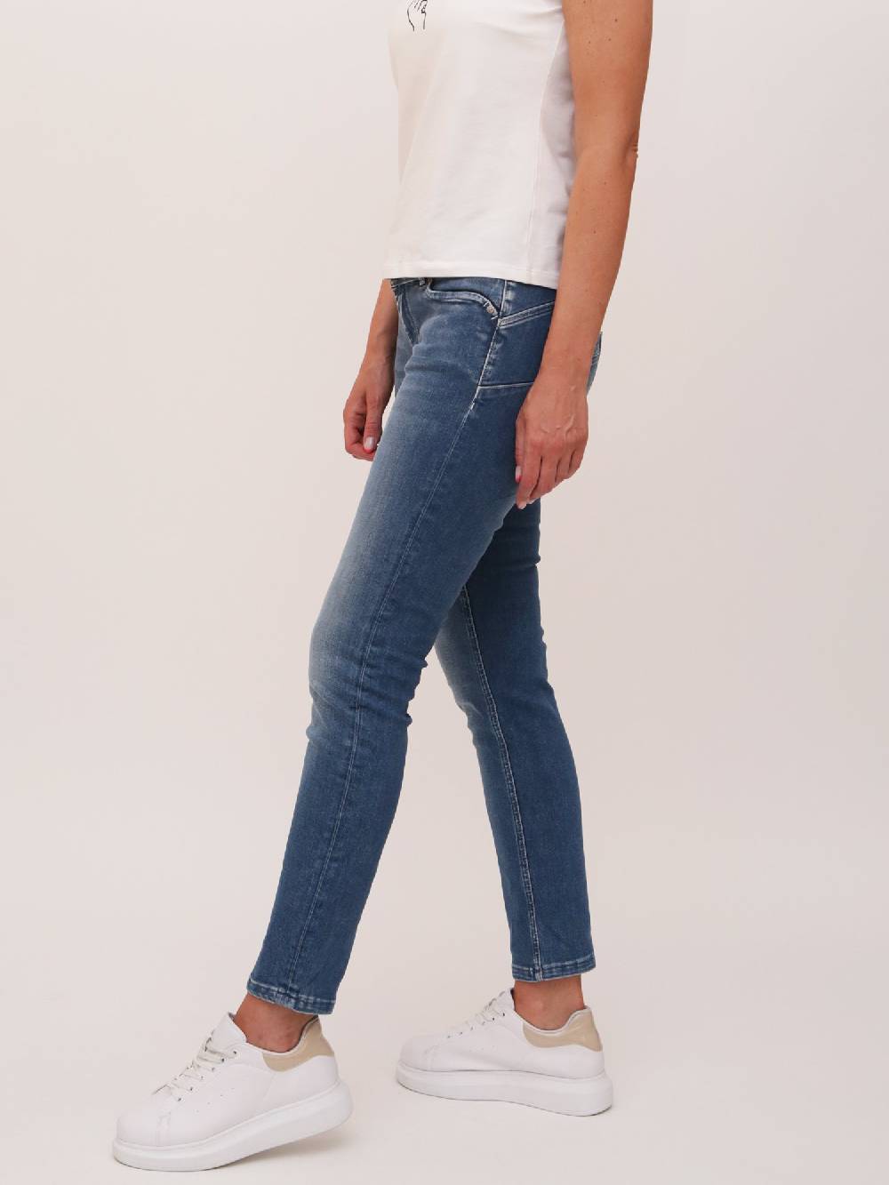 M.O.D Rachel Regular Georgia Blue Jogg