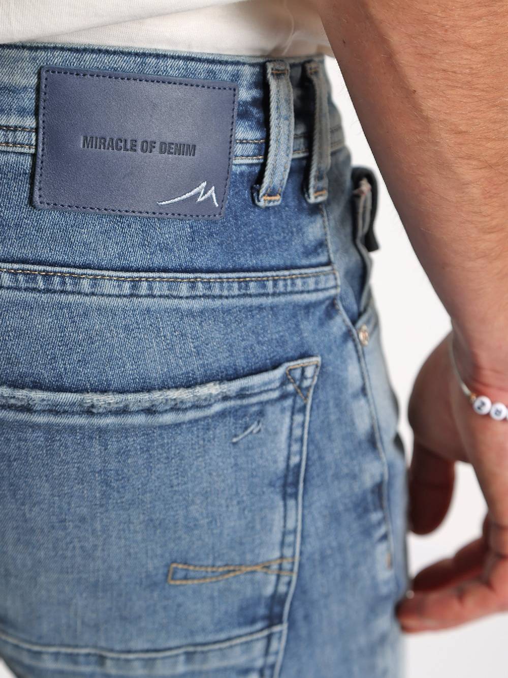 M.O.D RICARDO Regular 2838 Ruby Blue