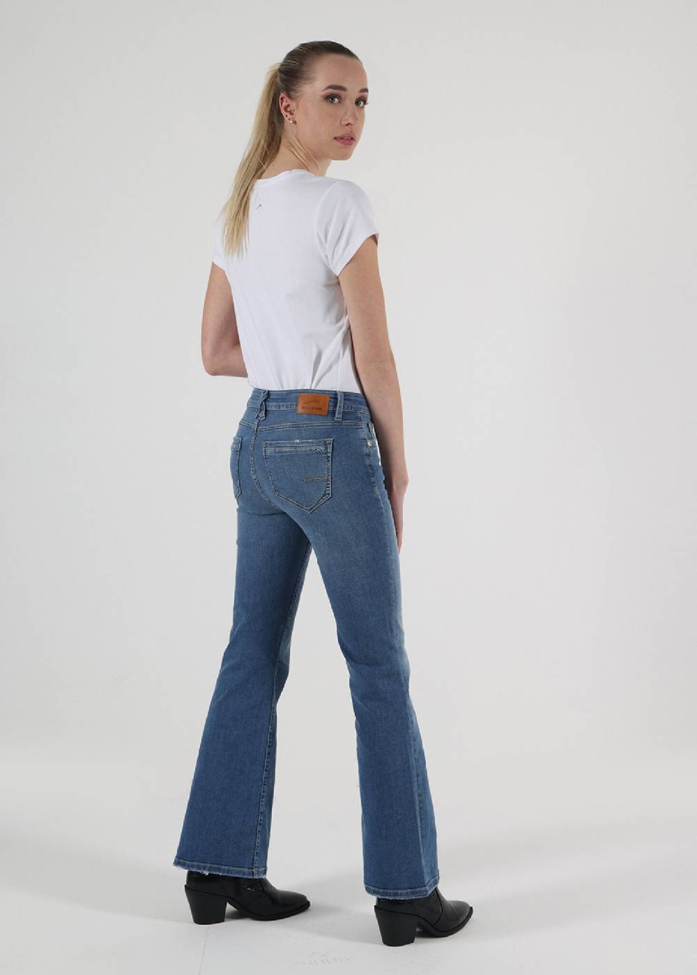 M.O.D SINA Flared - (3850 Slow Blue)