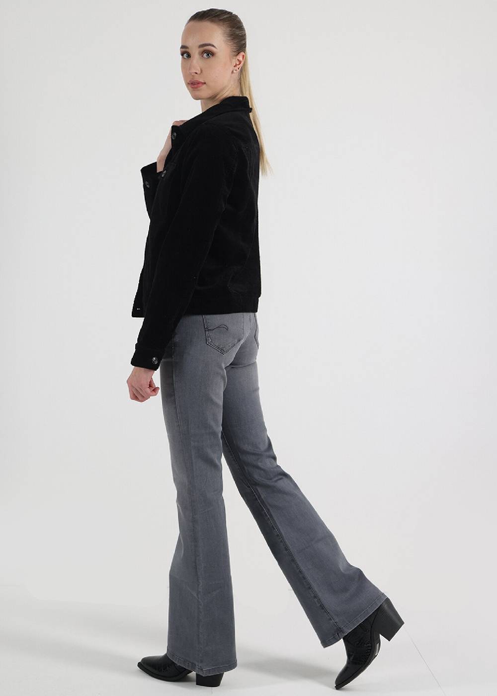 M.O.D SINA Flared Sled Grey