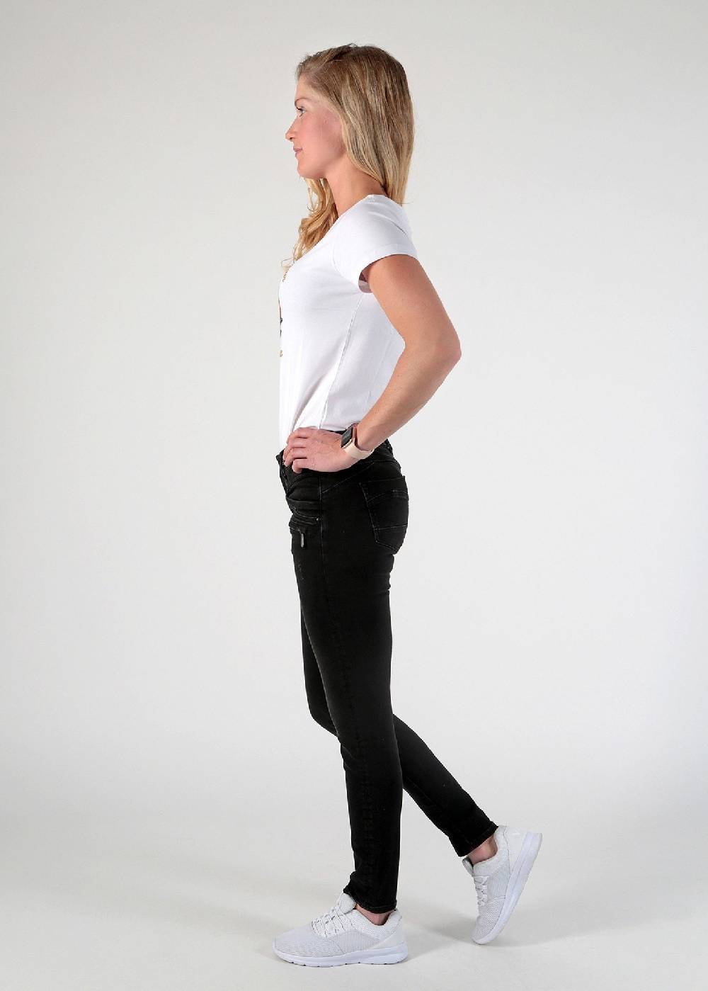 M.O.D Suzy Skinny Fit Black Denim