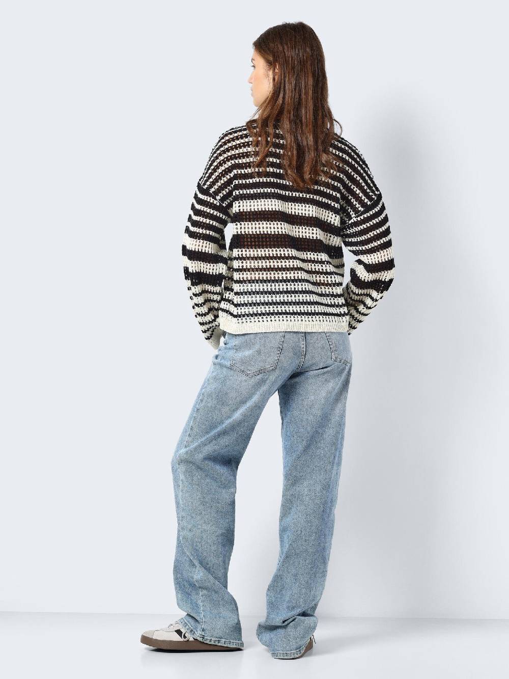 NOISY MAY NMJOLA L/S O-NECK KNT DD EGGNOG/BLACK