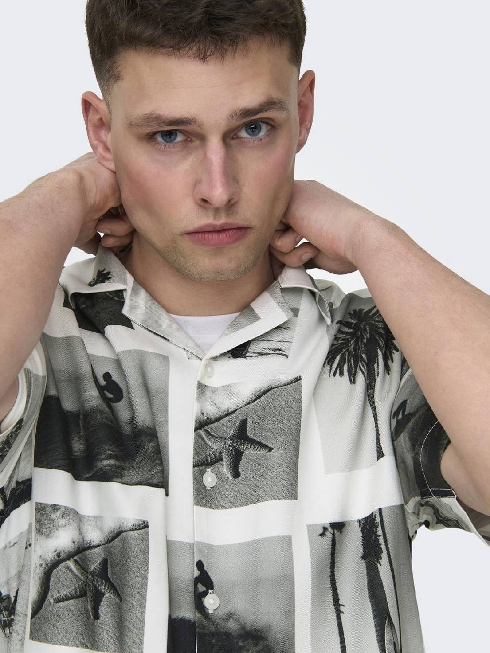 Only & Sons ONSNANO REG COTTON VISCOSE SS AOP SHIRT (Bright White)