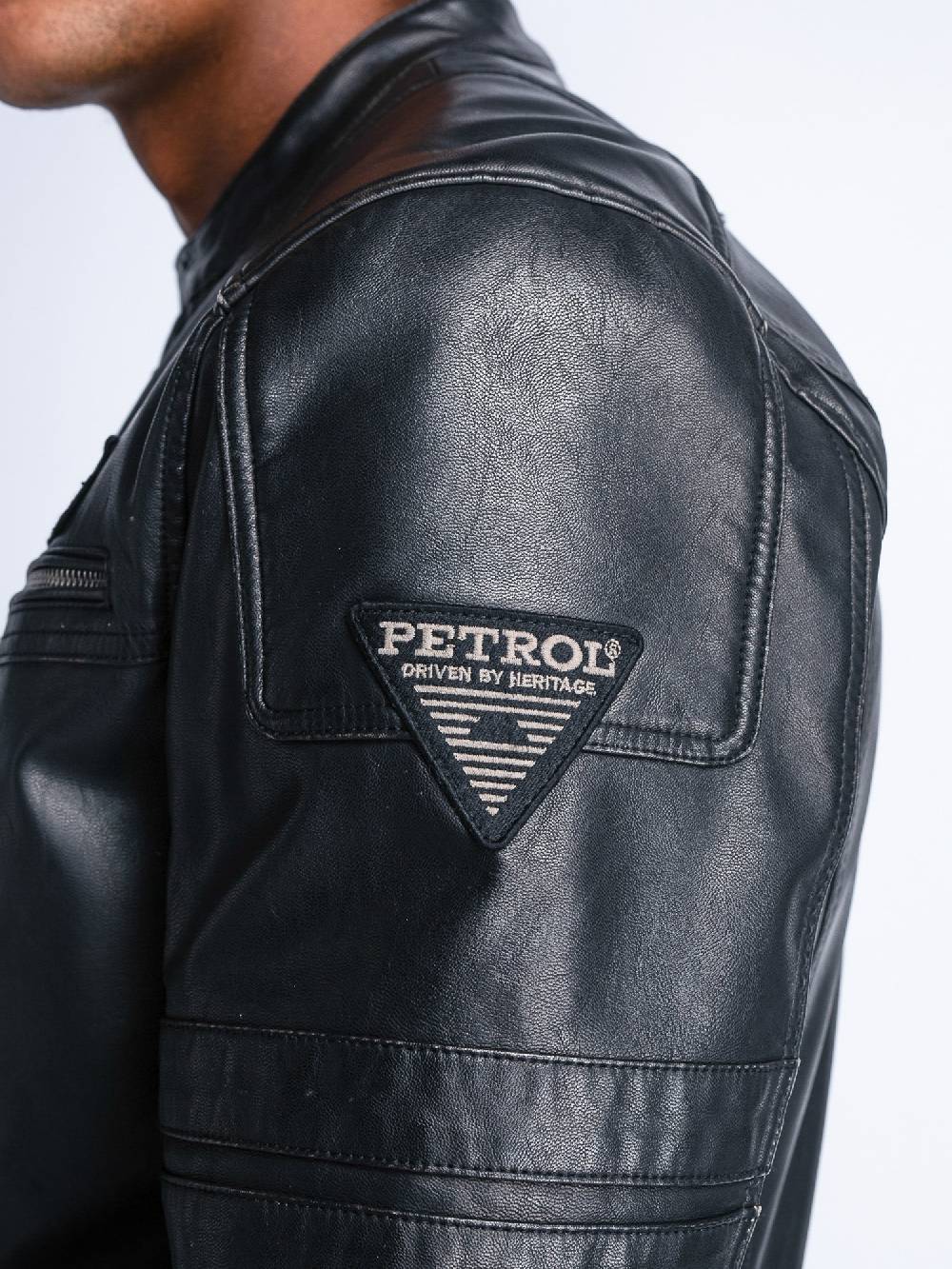 Petrol M-1040-JAC105 (9108 ANTHRA)