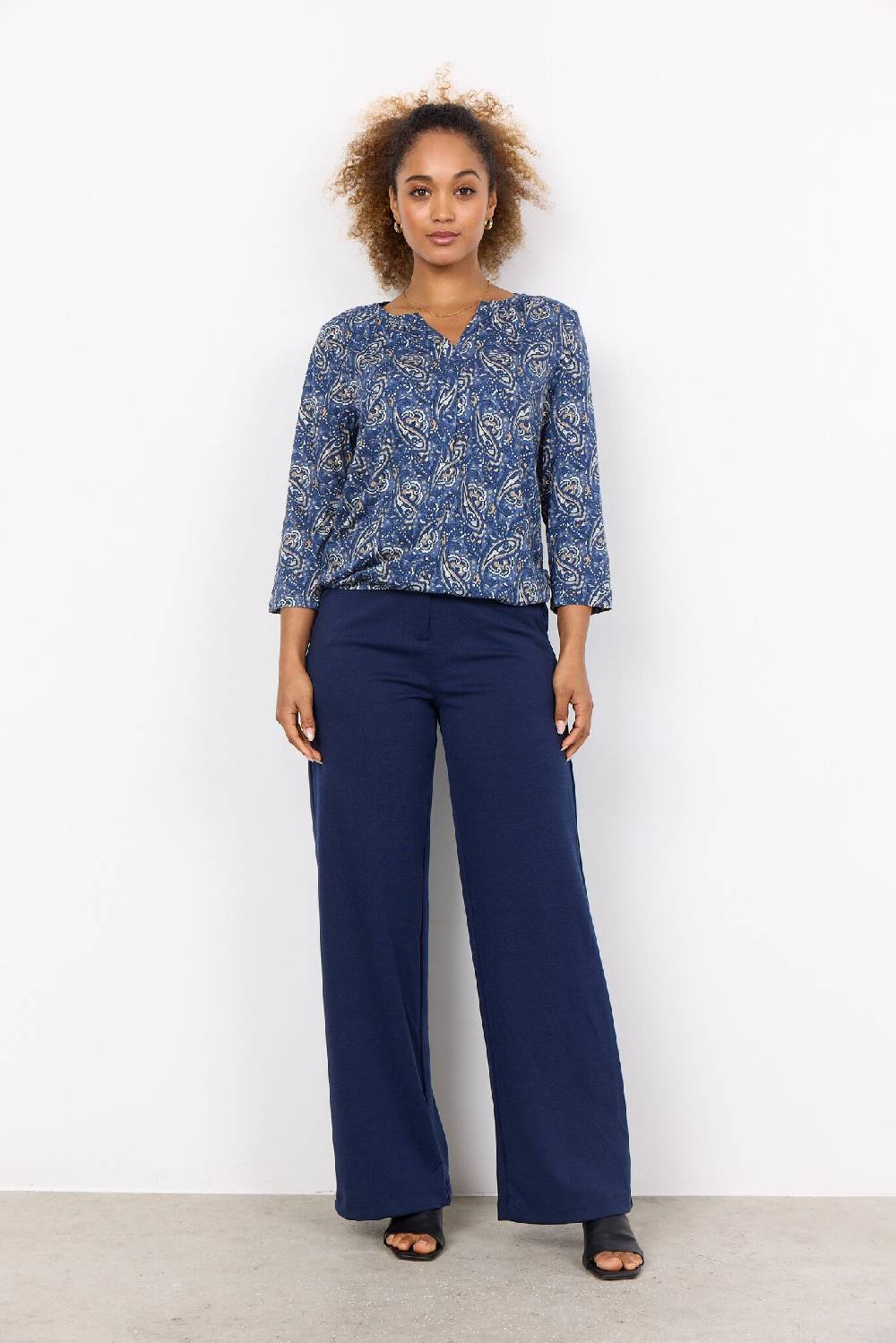 Soya Concept SC-FELICITY AOP 476 (6799C)