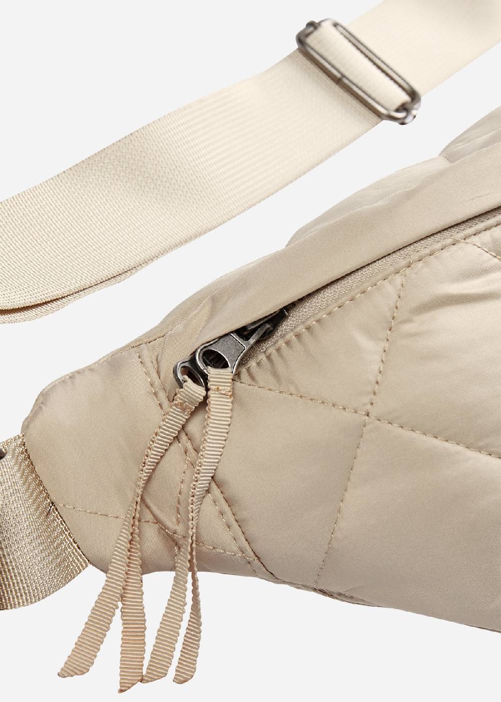 Soya Concept SC-FENYA 56 BAG (8100 SAND)