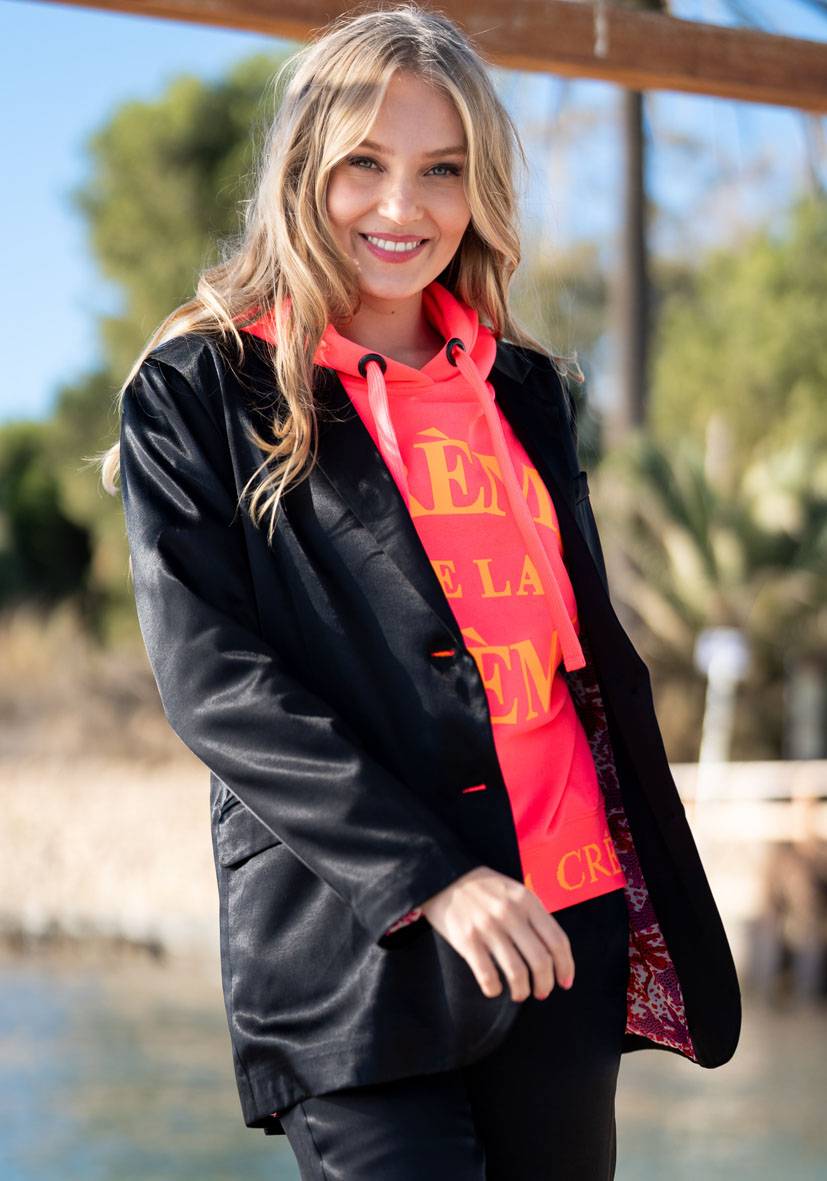 Miss Goodlife Blazer Satin – black