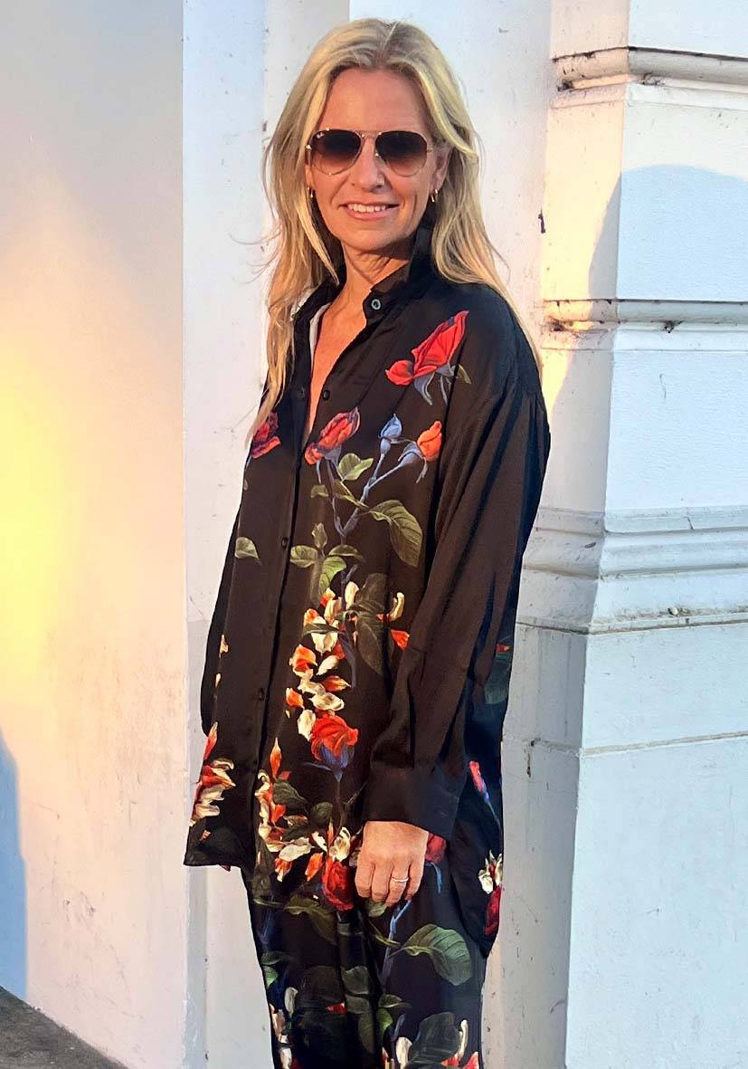 Miss Goodlife Blouse Roses Black