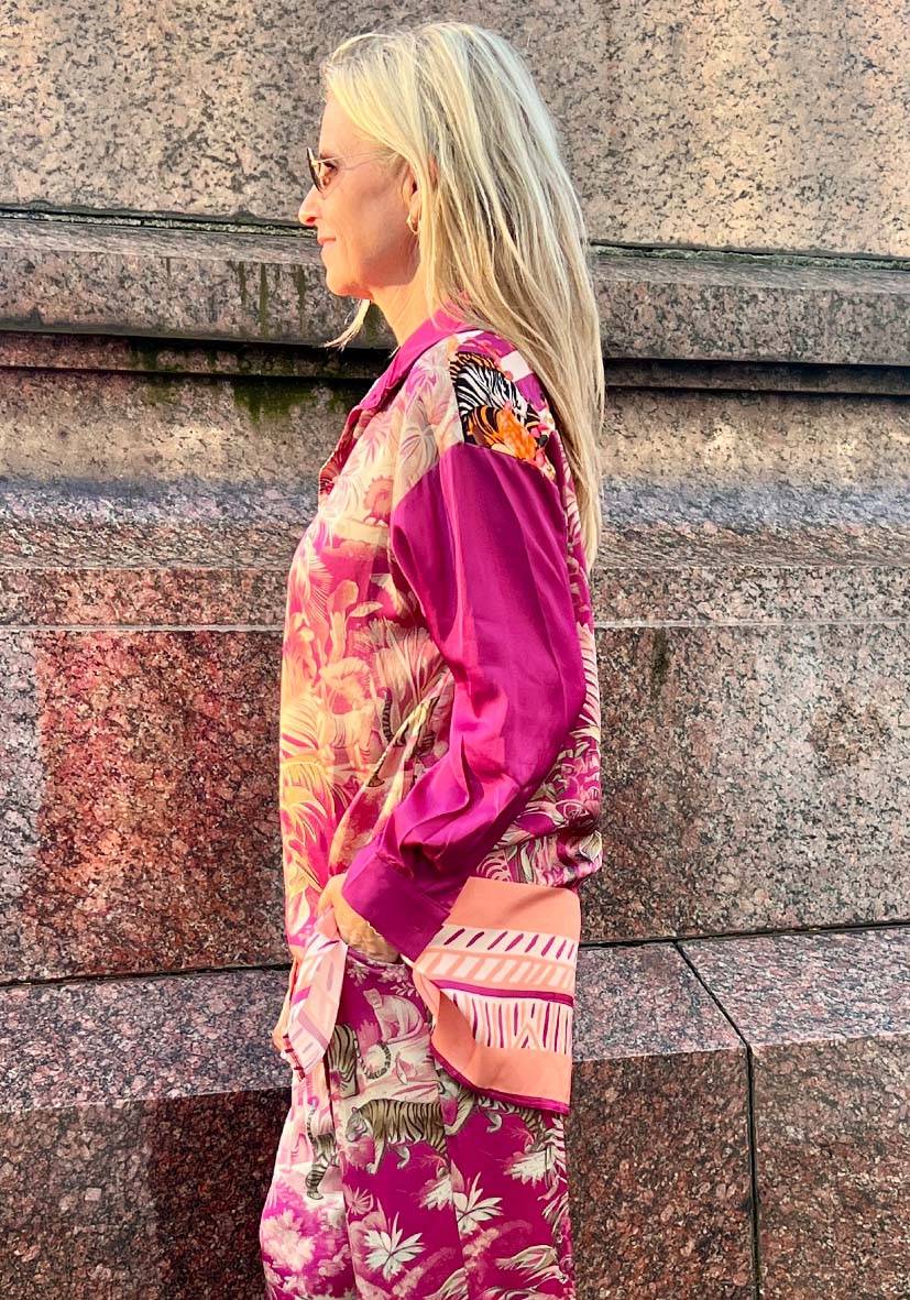 Miss Goodlife Blouse Tiger In The Jungle – Berry