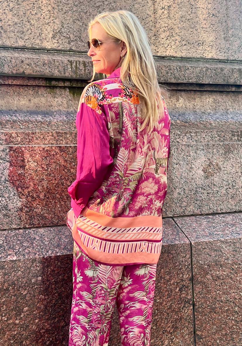 Miss Goodlife Blouse Tiger In The Jungle – Berry