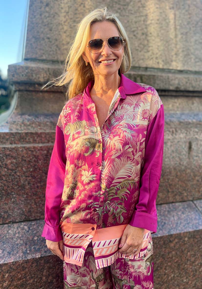 Miss Goodlife Blouse Tiger in the jungle – berry