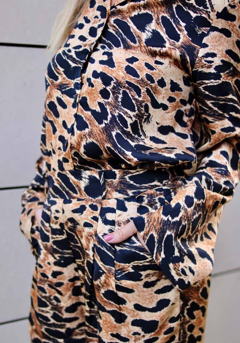 Miss Goodlife Bluse Fancy Leo Long – Brown