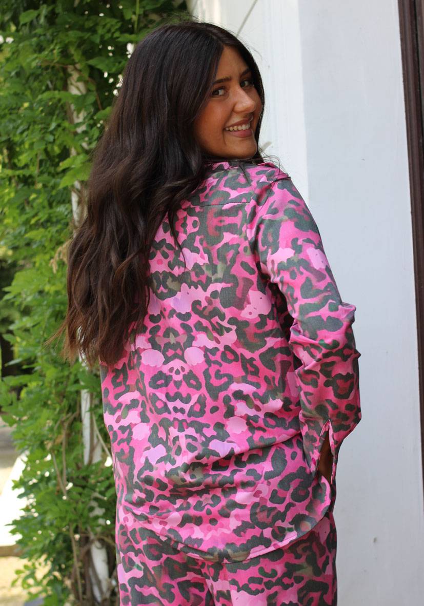 Miss Goodlife Bluse Fancy Leo – Pink