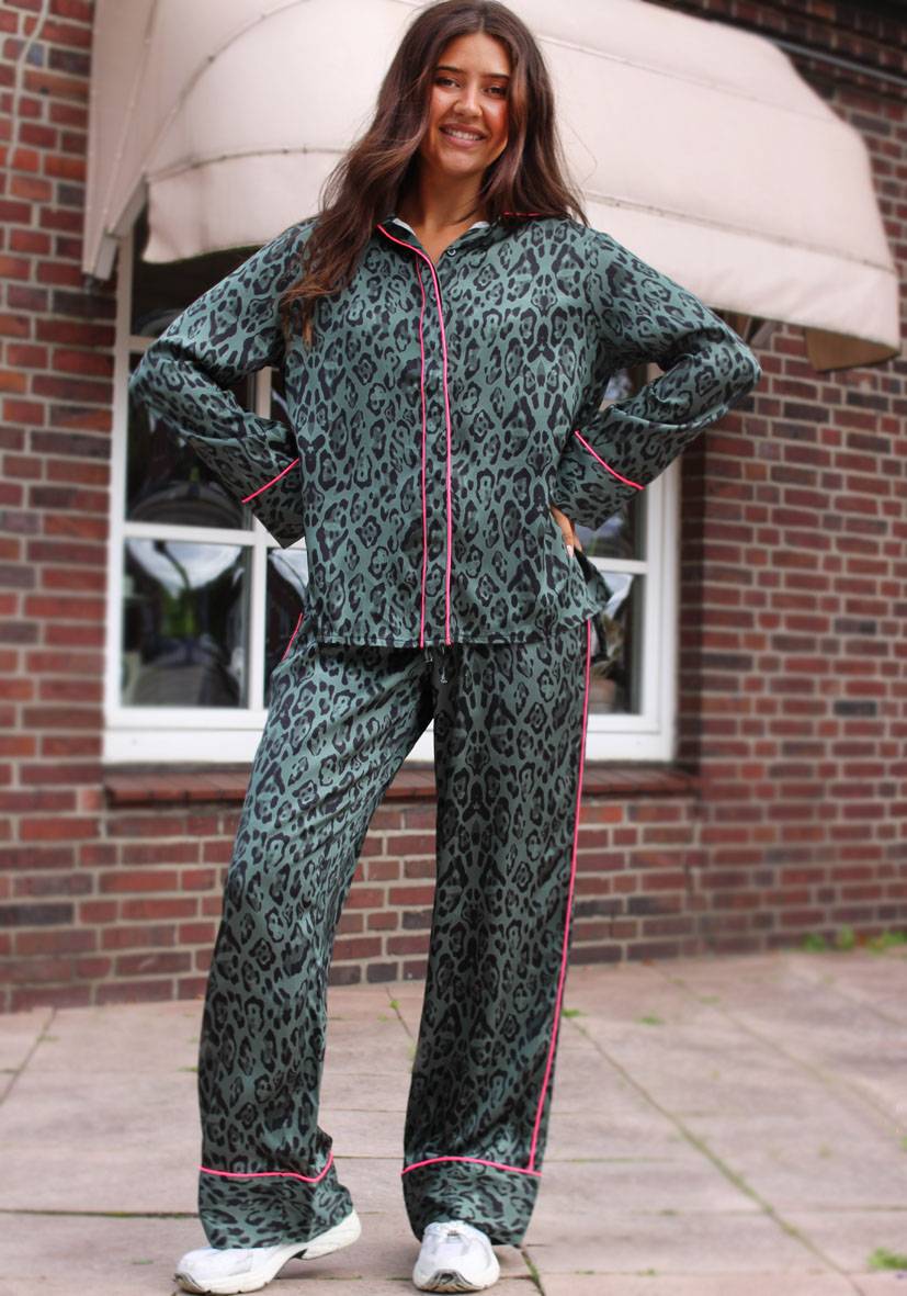 Miss Goodlife Bluse Leo Love – Green