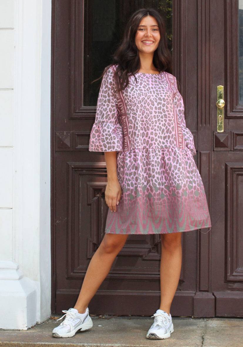 Miss Goodlife Dress Always love Leo Short