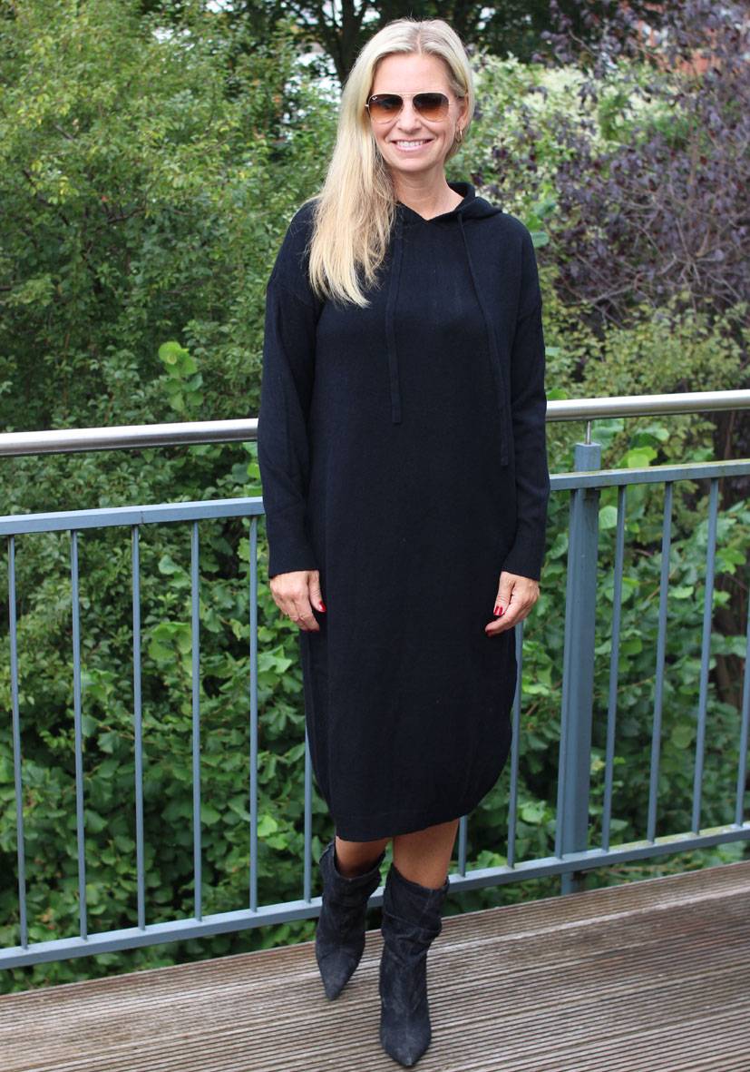 Miss Goodlife Dress Knitted Hoodie long – black