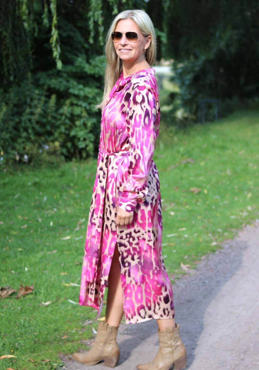 Miss Goodlife Dress Pink Leo Midi