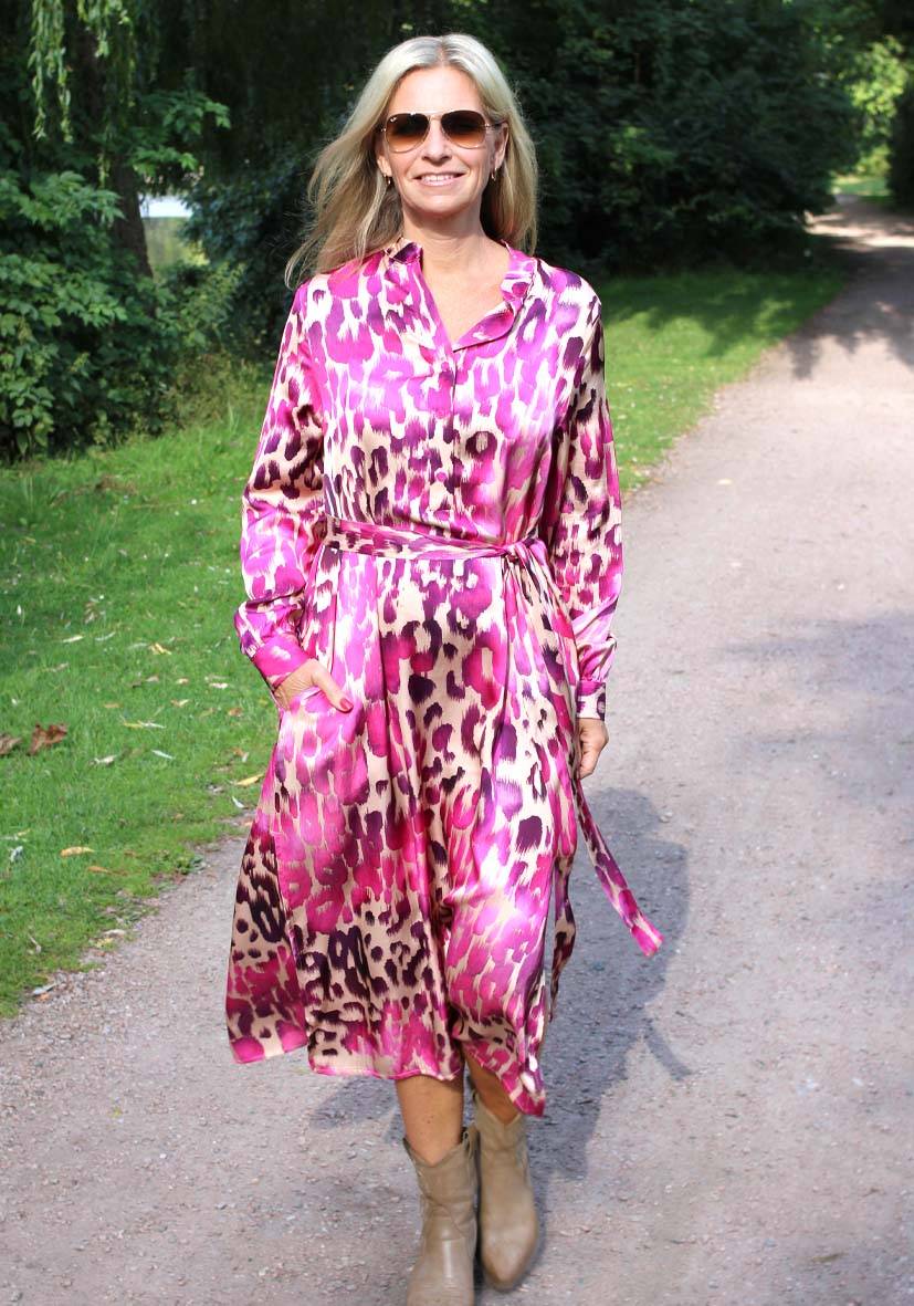 Miss Goodlife Dress Pink Leo Midi