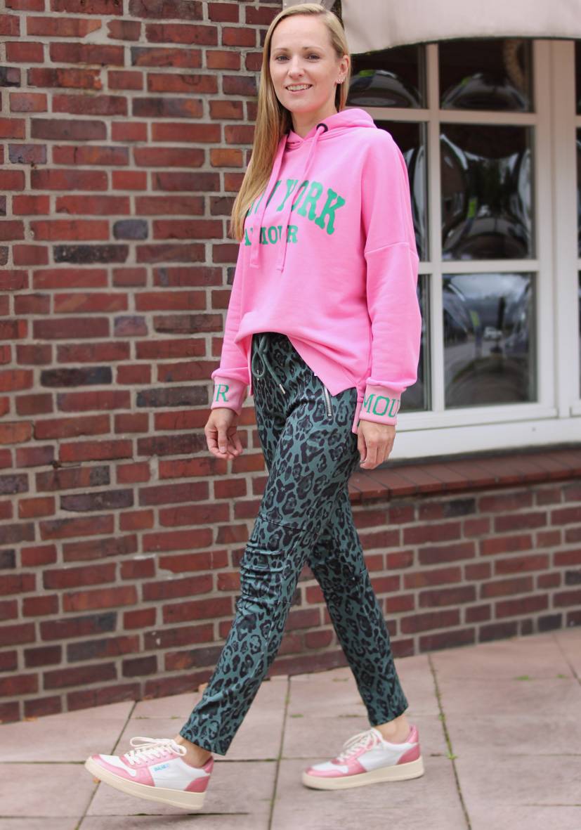 Miss Goodlife Jog-Pants Fancy Leo – Green