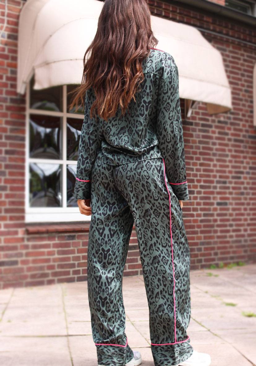 Miss Goodlife Pants Leo Love – Green