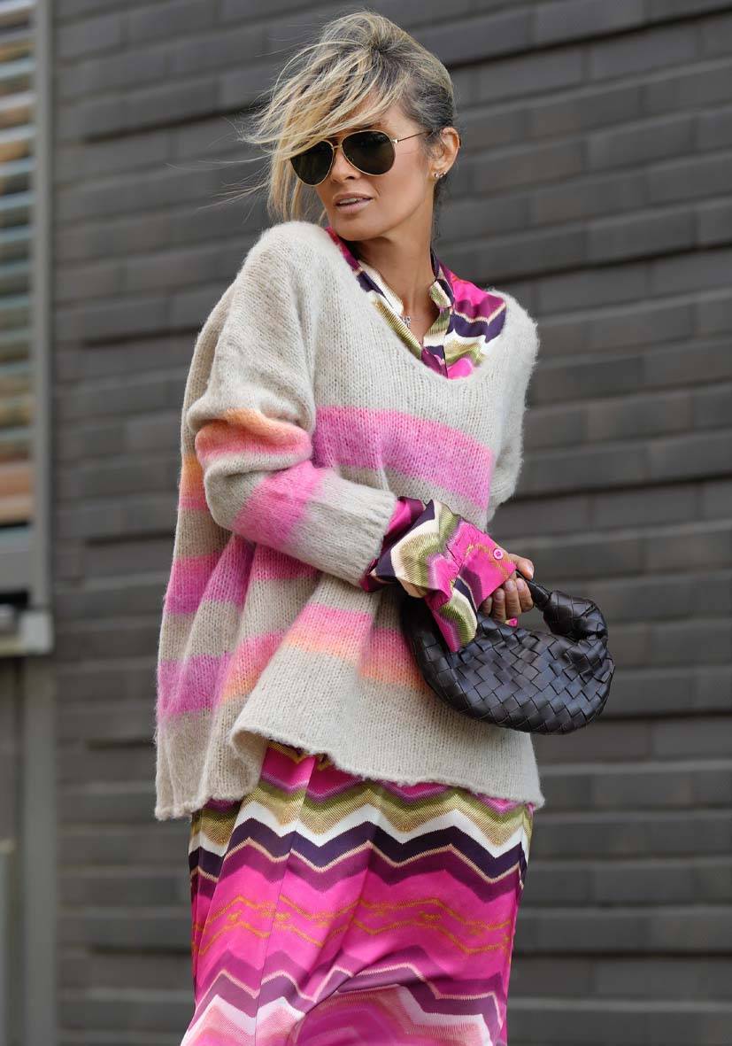 Miss Goodlife Pullover Mit Multicolor Stripes – Sand