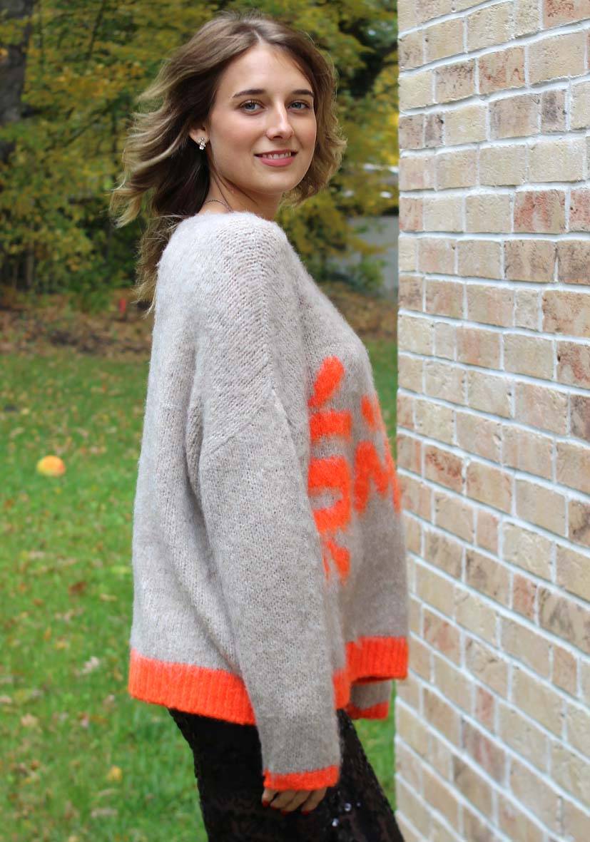 Miss Goodlife Pullover Smile