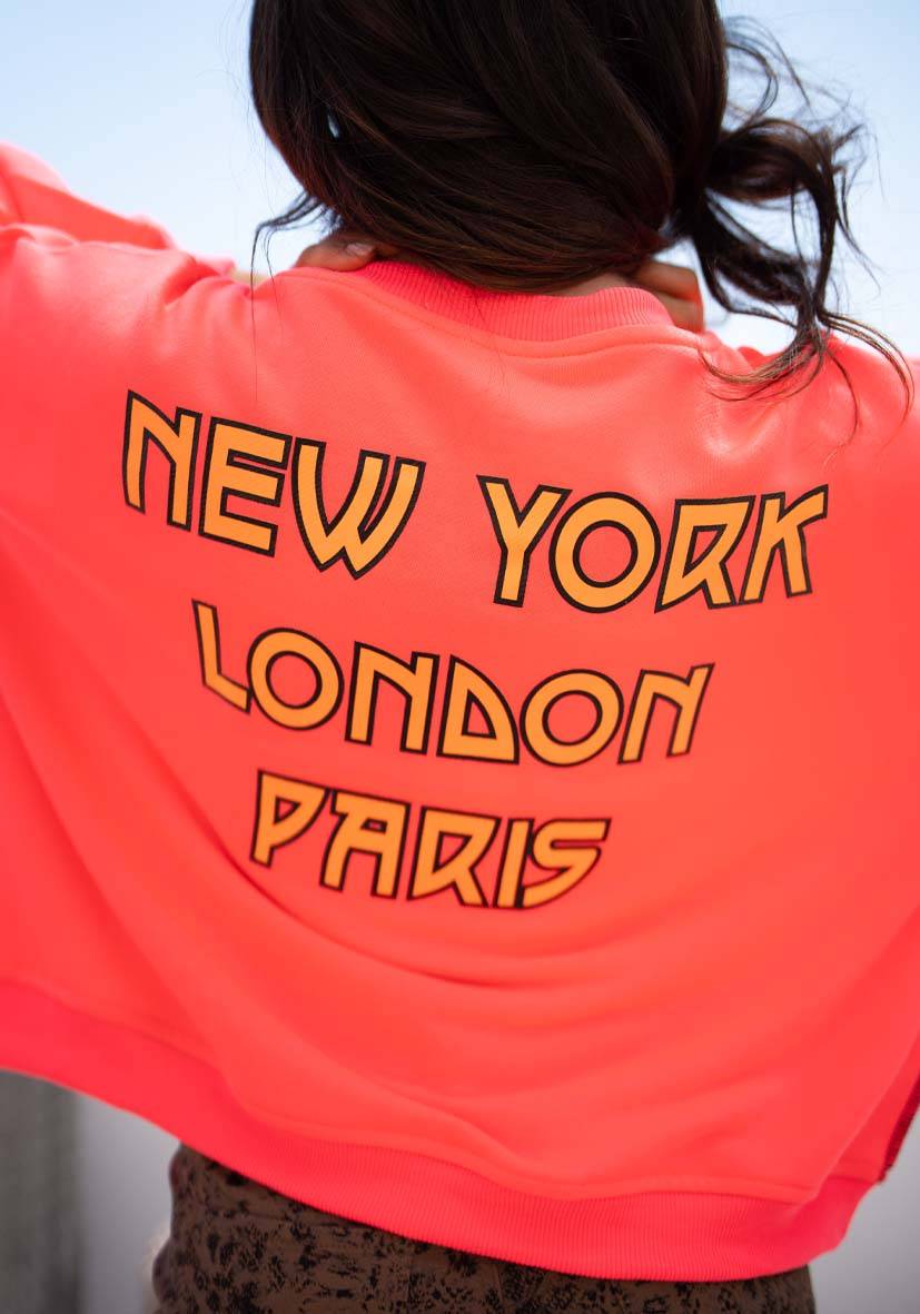 Miss Goodlife Roundneck Berlin Tiger – Neonpink