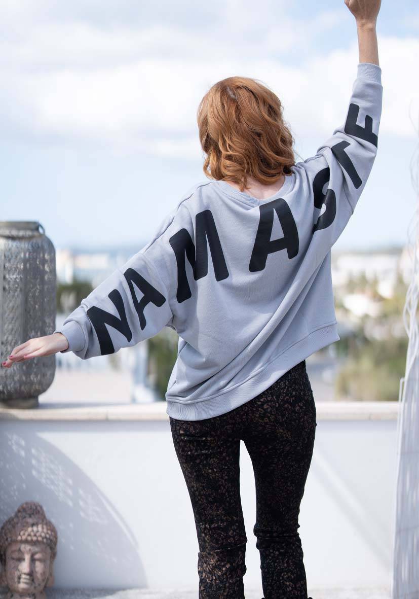 Miss Goodlife Roundneck Double Namasté – Grey