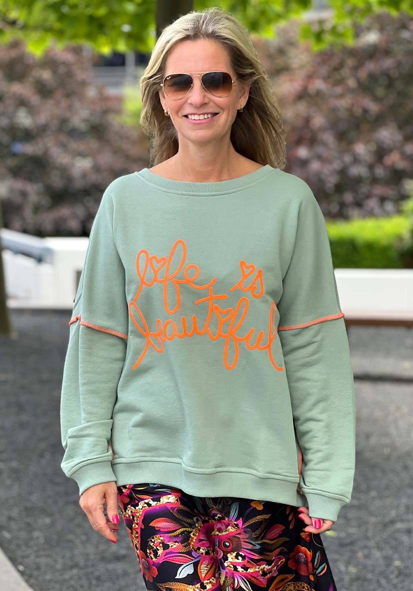 Miss Goodlife Roundneck Life is beautiful