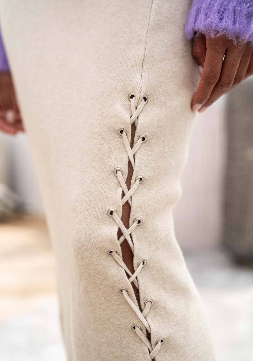 Miss Goodlife Skirt Knitted – Cream