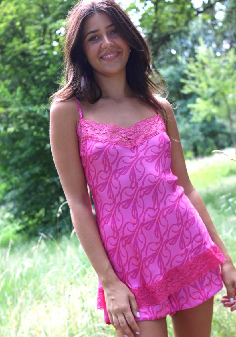 Miss Goodlife Top Pink