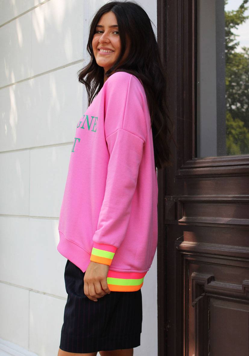 Miss Goodlife V-Neck Champagne Heart – Rose