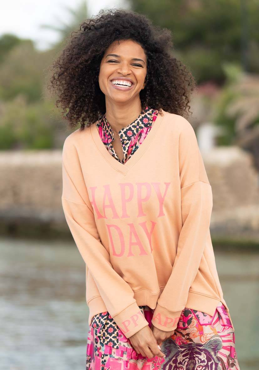 Miss Goodlife V-Neck Happy Day – puder