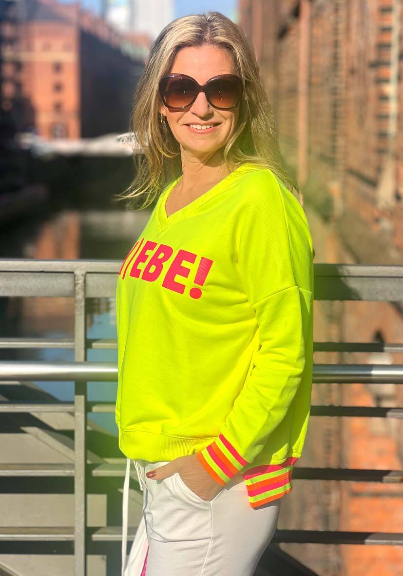 Miss Goodlife V-Neck Liebe – Neonyellow