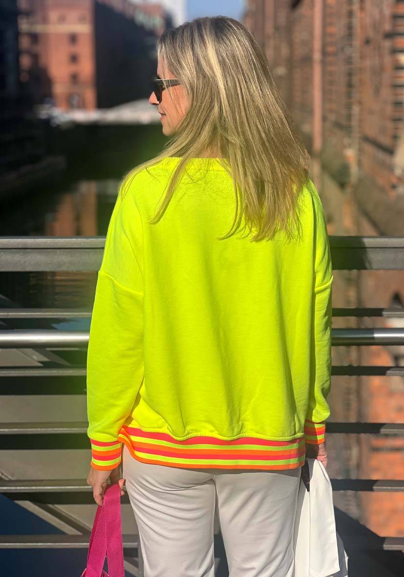 Miss Goodlife V-Neck Liebe – Neonyellow