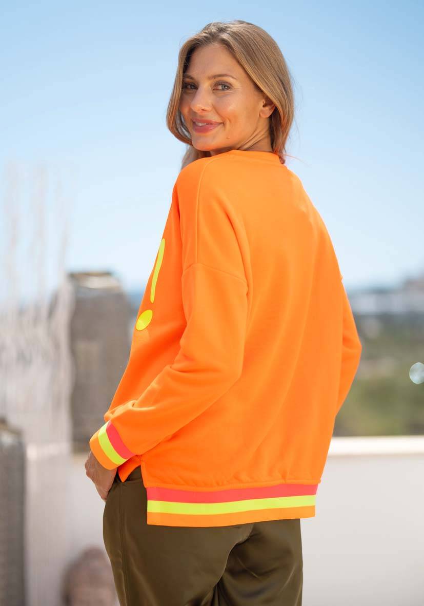 Miss Goodlife V-Neck Me! – Neonorange