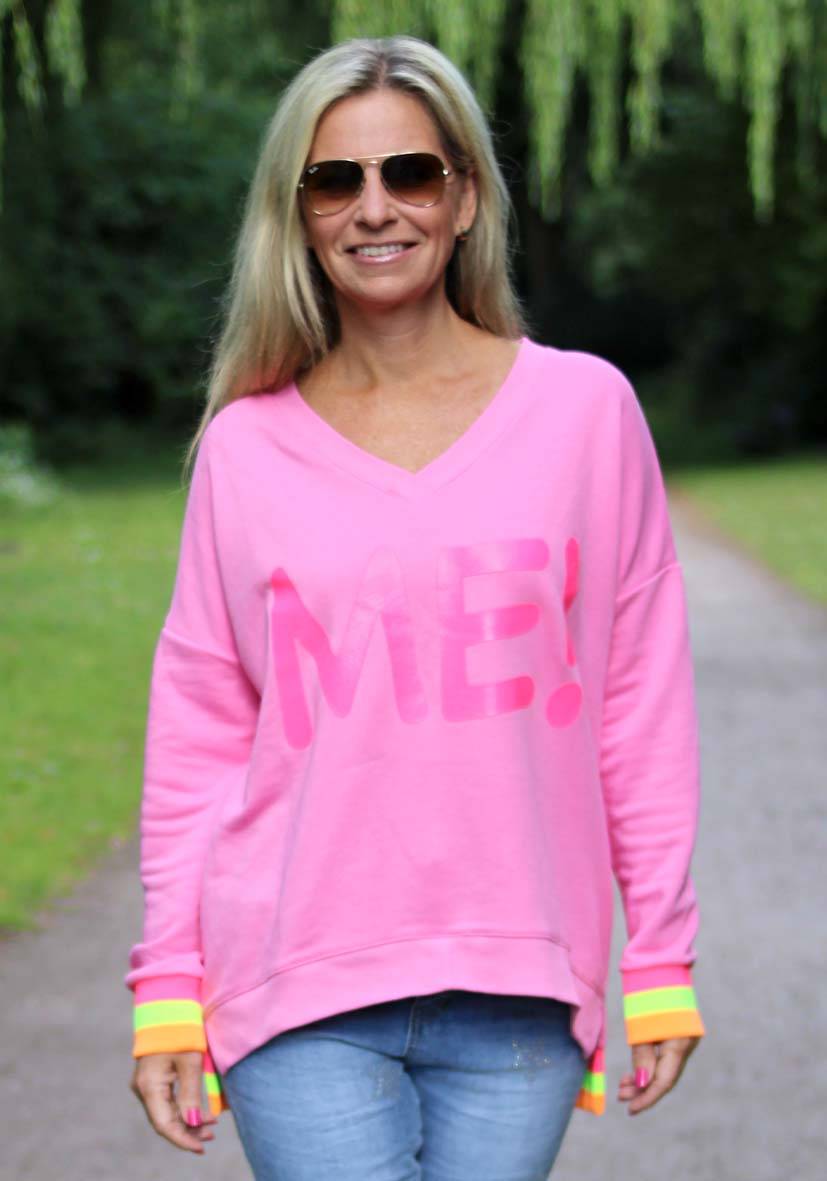 Miss Goodlife V-Neck Me! – rose