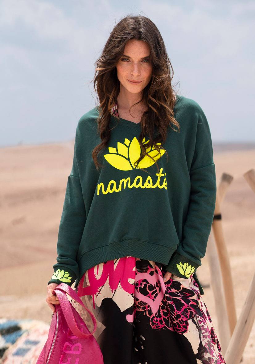 Miss Goodlife V-Neck Namasté – green/neonyellow