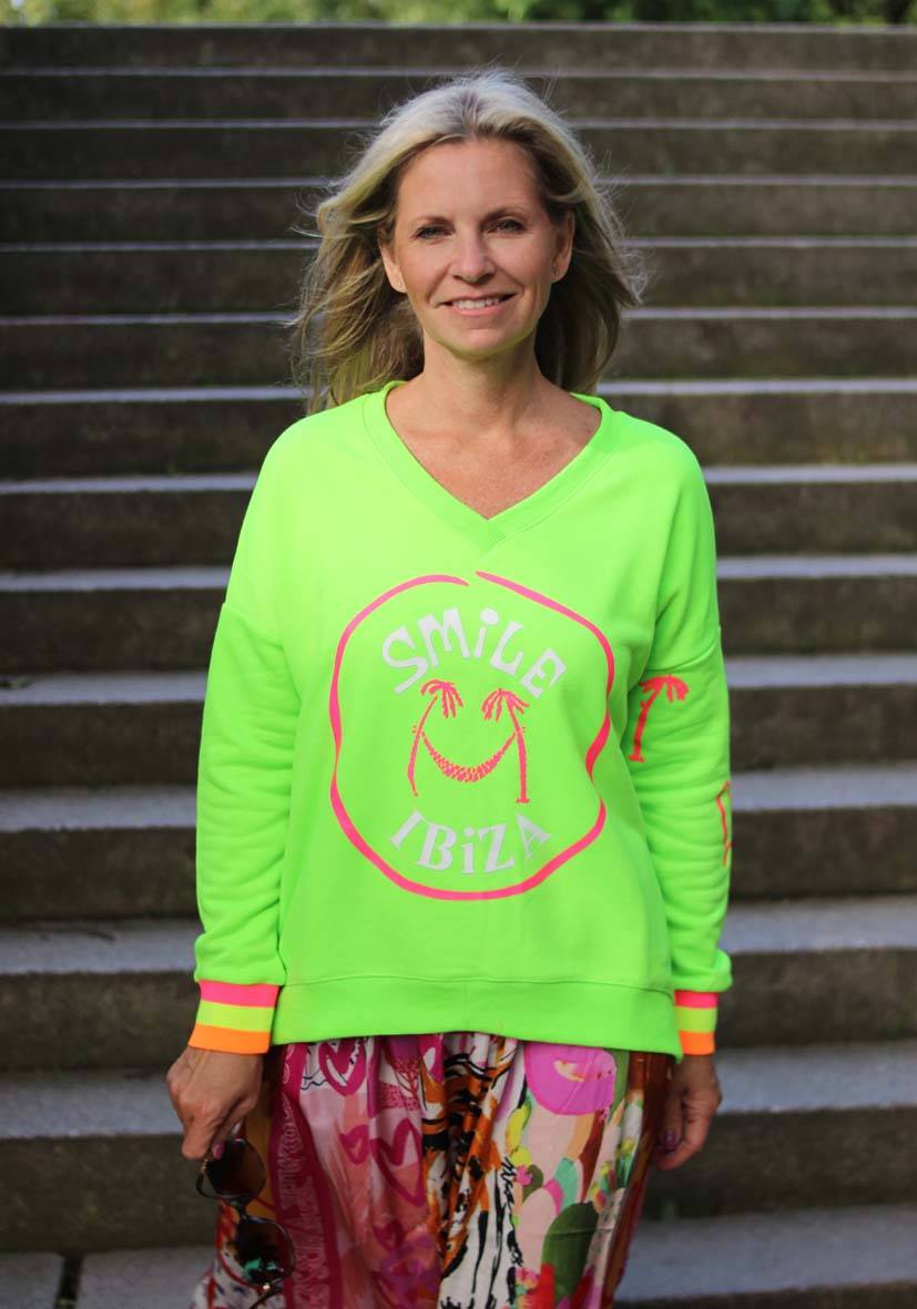Miss Goodlife V-Neck Smile Ibiza – neongreen