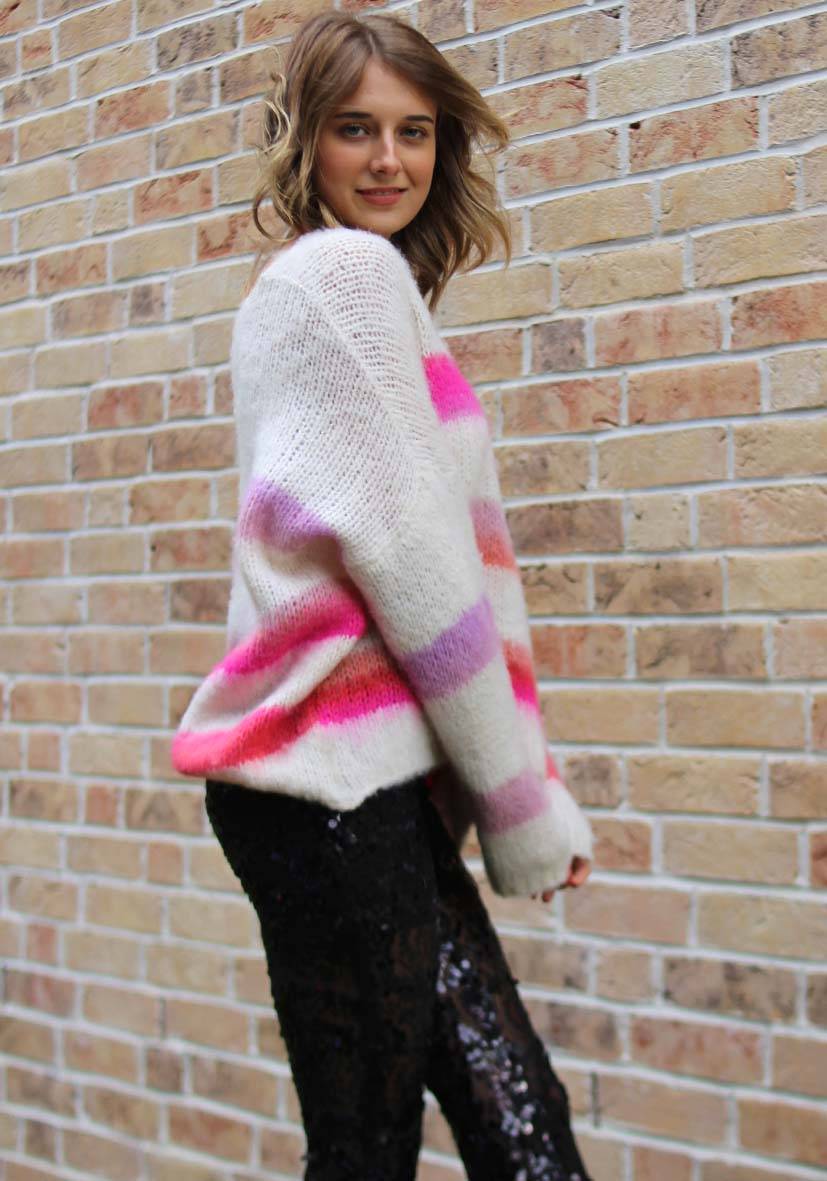 Miss Goodlife Pullover Mit Multicolor Stripes – Offwhite