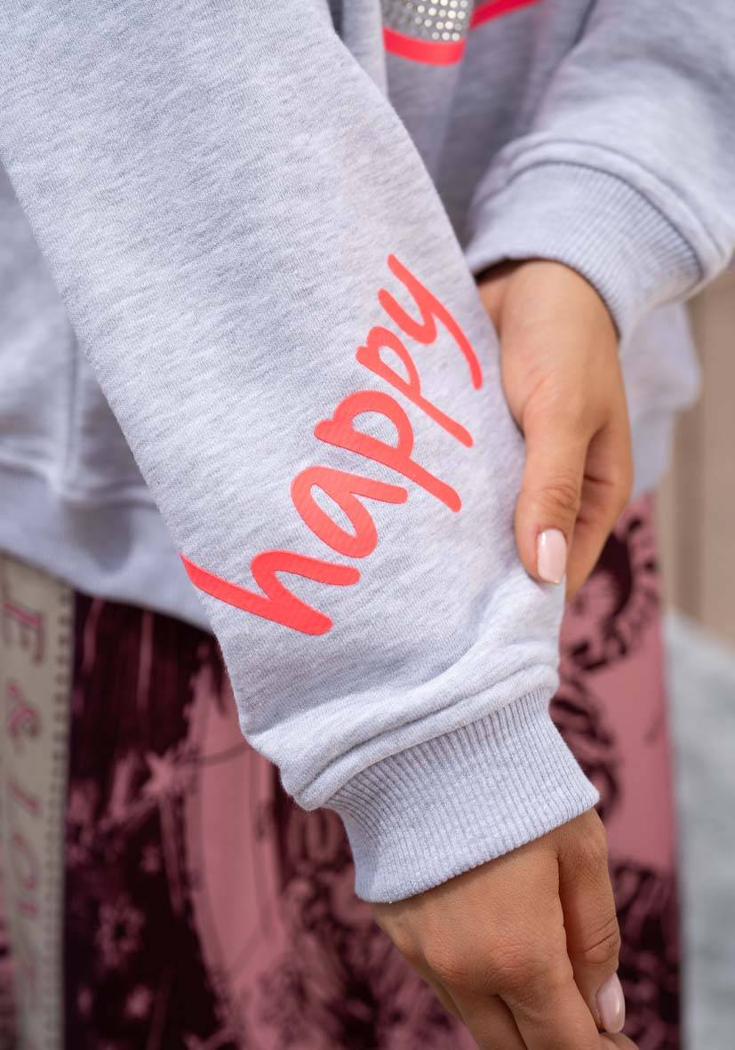 Miss Goodlife Roundneck Happy Heartface Strass – Lightgrey