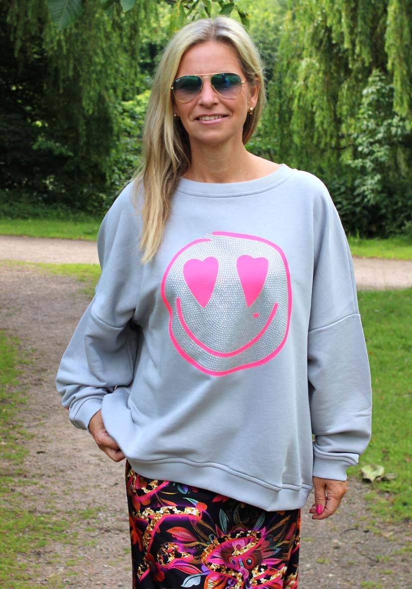 Miss Goodlife Roundneck Heartface Famous Strass – grey