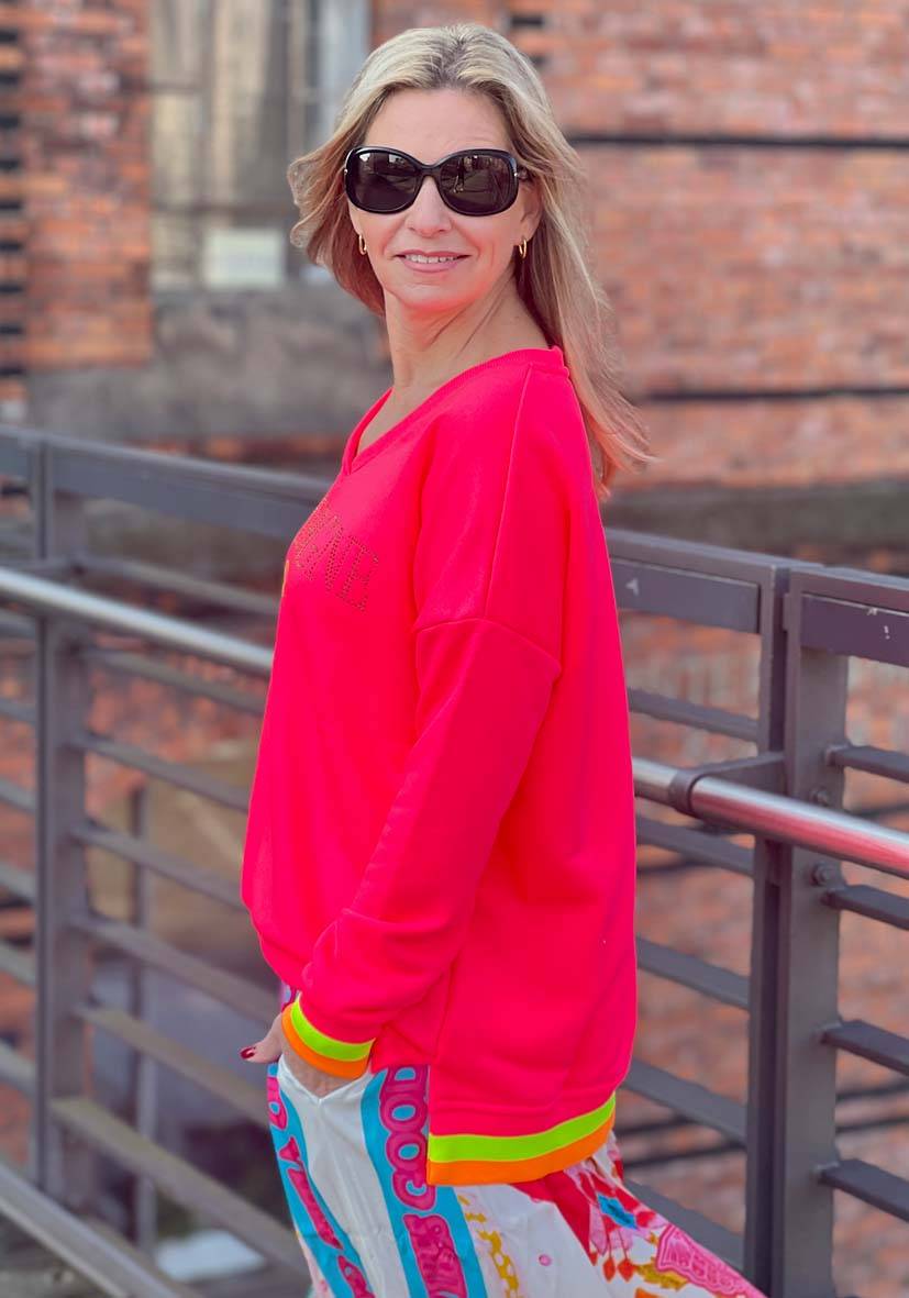 Miss Goodlife V-Neck Champagne Love Strass – Neonpink/neonyellow