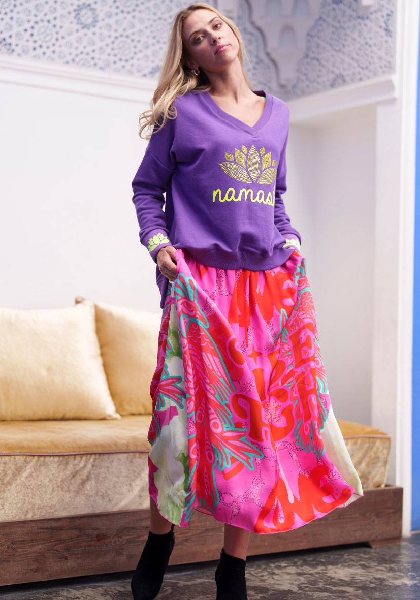 Miss Goodlife V-Neck Namasté Mit Strass – Lilac/neonyellow