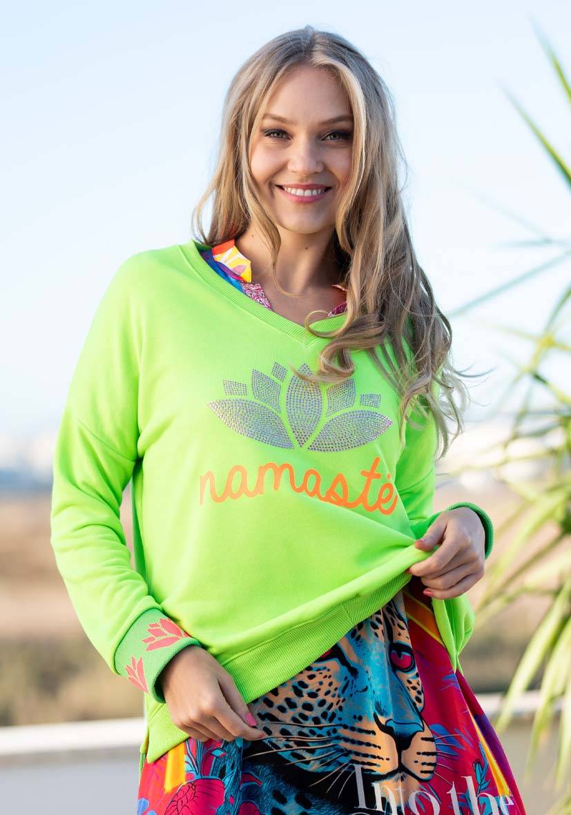 Miss Goodlife V-Neck Namasté Strass – neongreen/neonorange