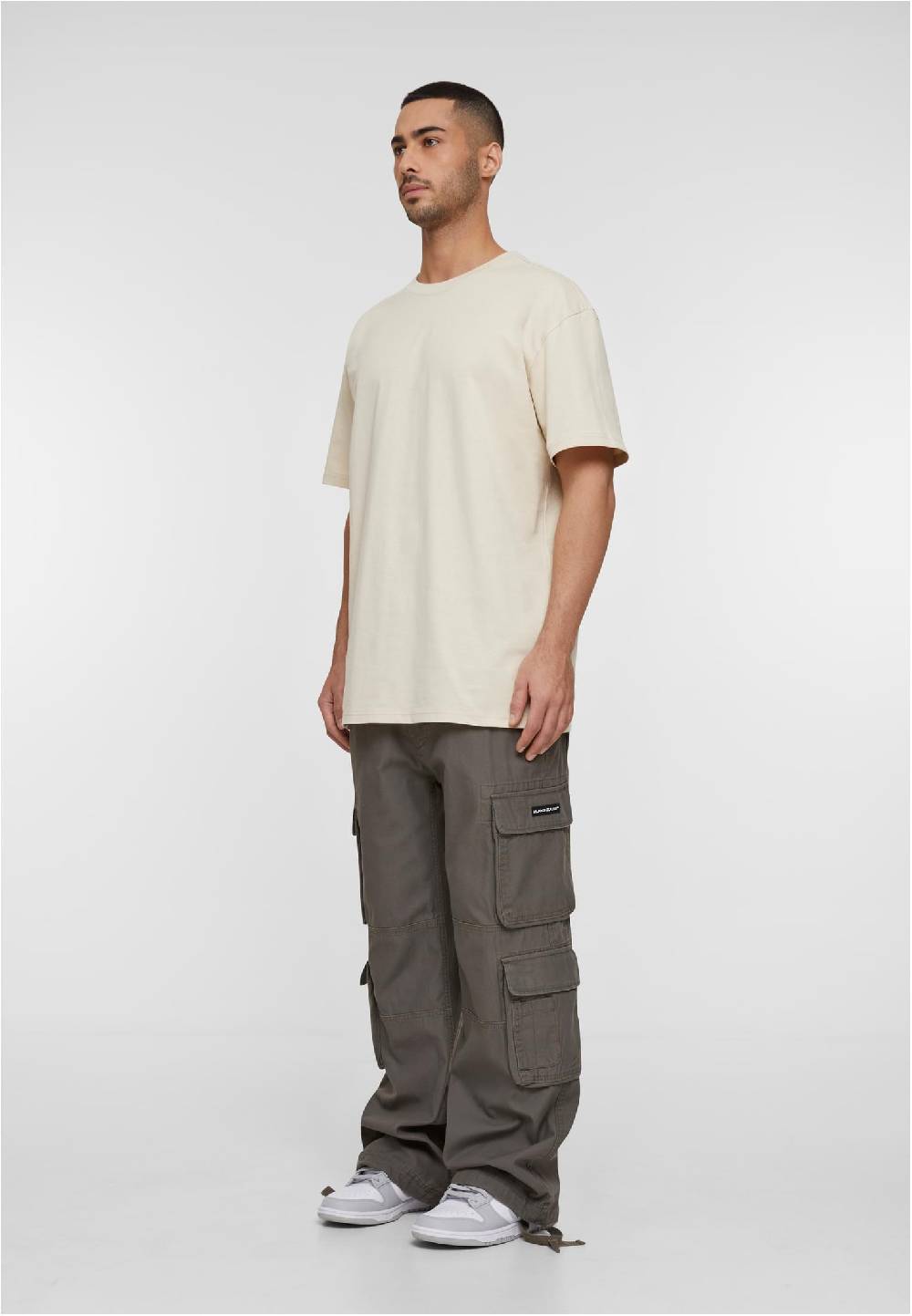 MJ Gonzales CARGO PANTS MULTI POCKET