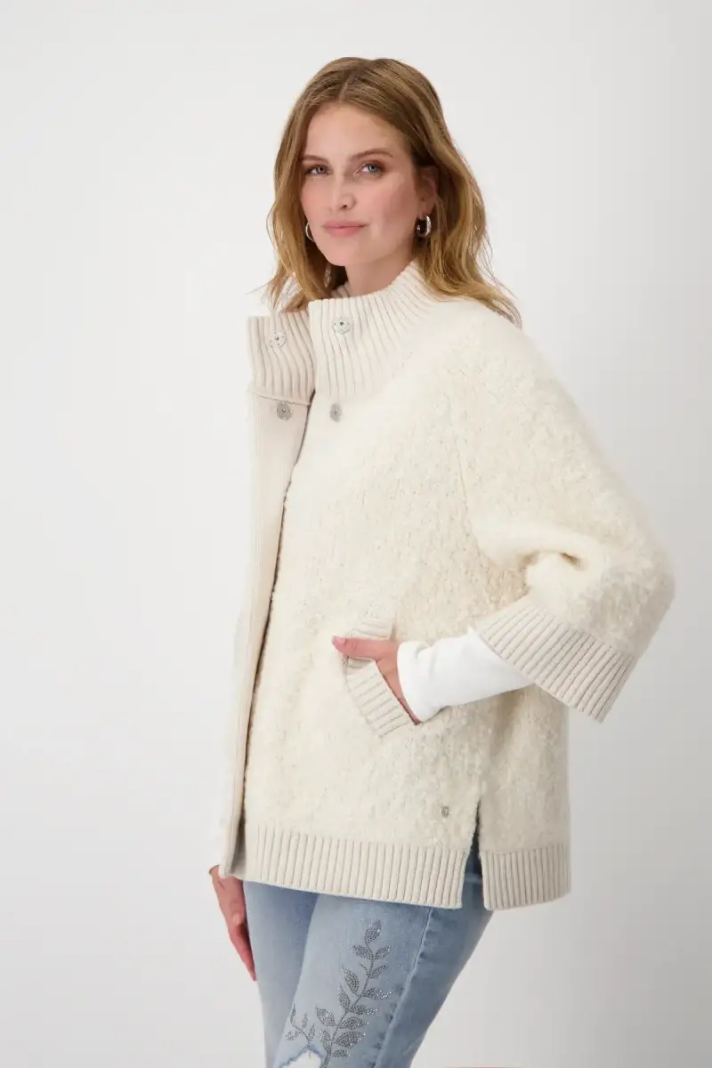 Monari Boucle Cape
