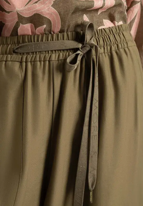 More & More Fließende Cargohose, Soft Reed Green, Sommer-Kollektion